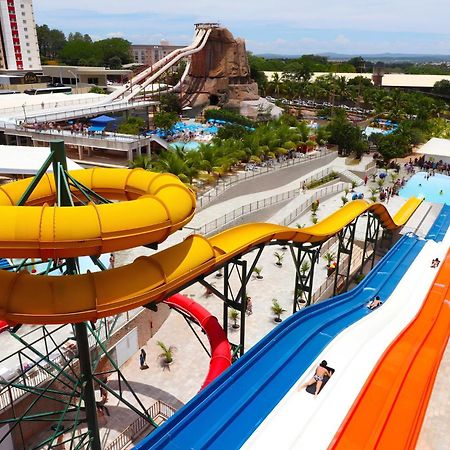 דירות קאלדס נובאס Piazza Diroma Com Acesso Ao Acqua Park מראה חיצוני תמונה