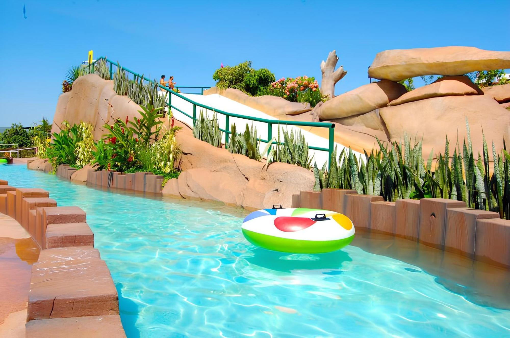 דירות קאלדס נובאס Piazza Diroma Com Acesso Ao Acqua Park מראה חיצוני תמונה