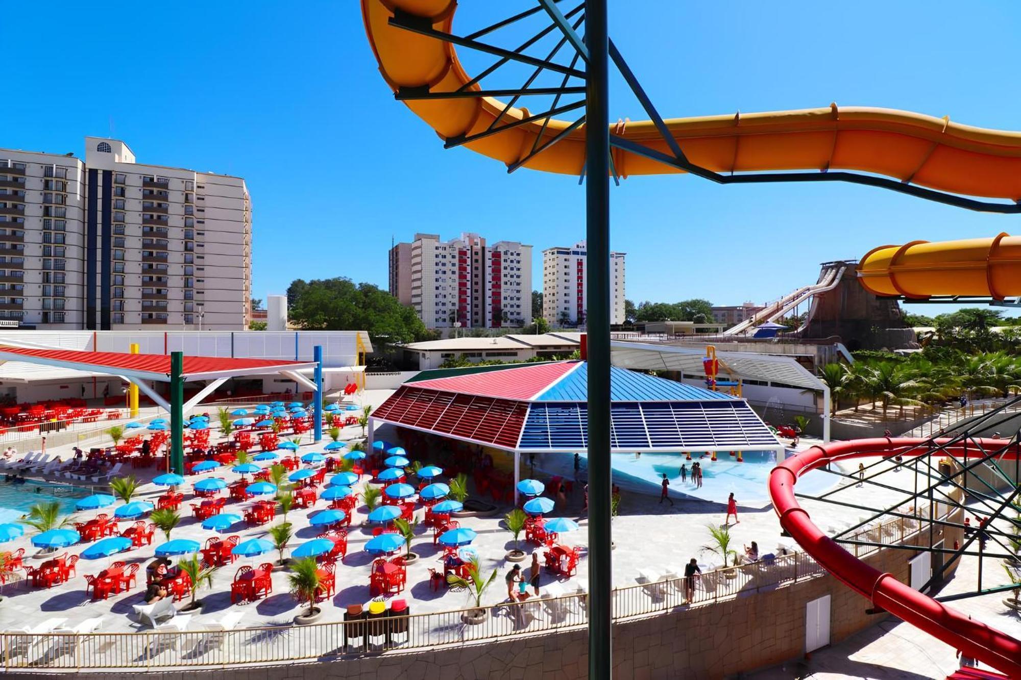 דירות קאלדס נובאס Piazza Diroma Com Acesso Ao Acqua Park מראה חיצוני תמונה
