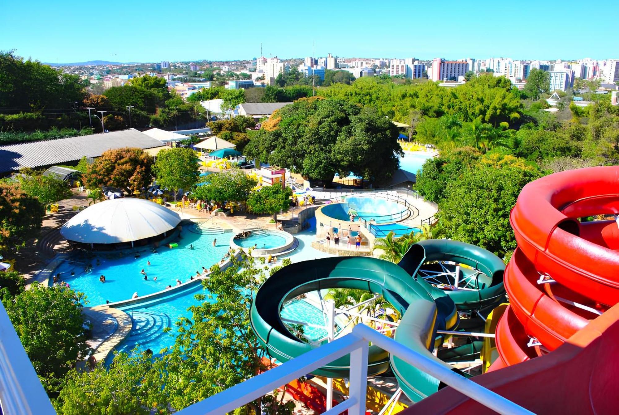 דירות קאלדס נובאס Piazza Diroma Com Acesso Ao Acqua Park מראה חיצוני תמונה
